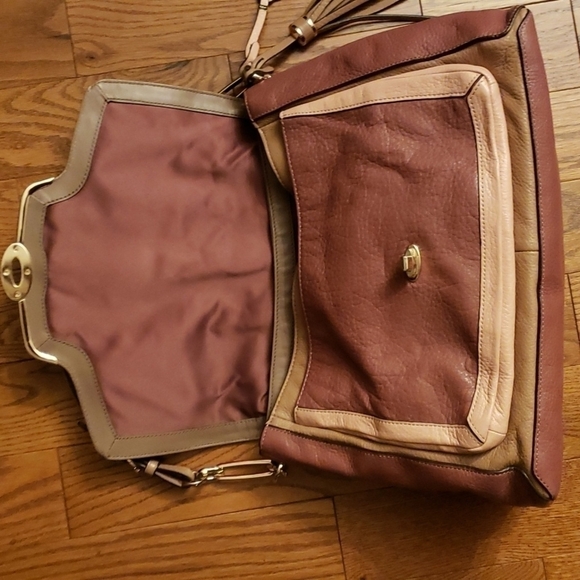 đť…şcoach leather multi color bag. - Picture 2 of 14